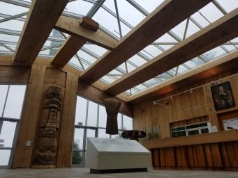 Haida Heritage Centre at Ḵay Llnagaay